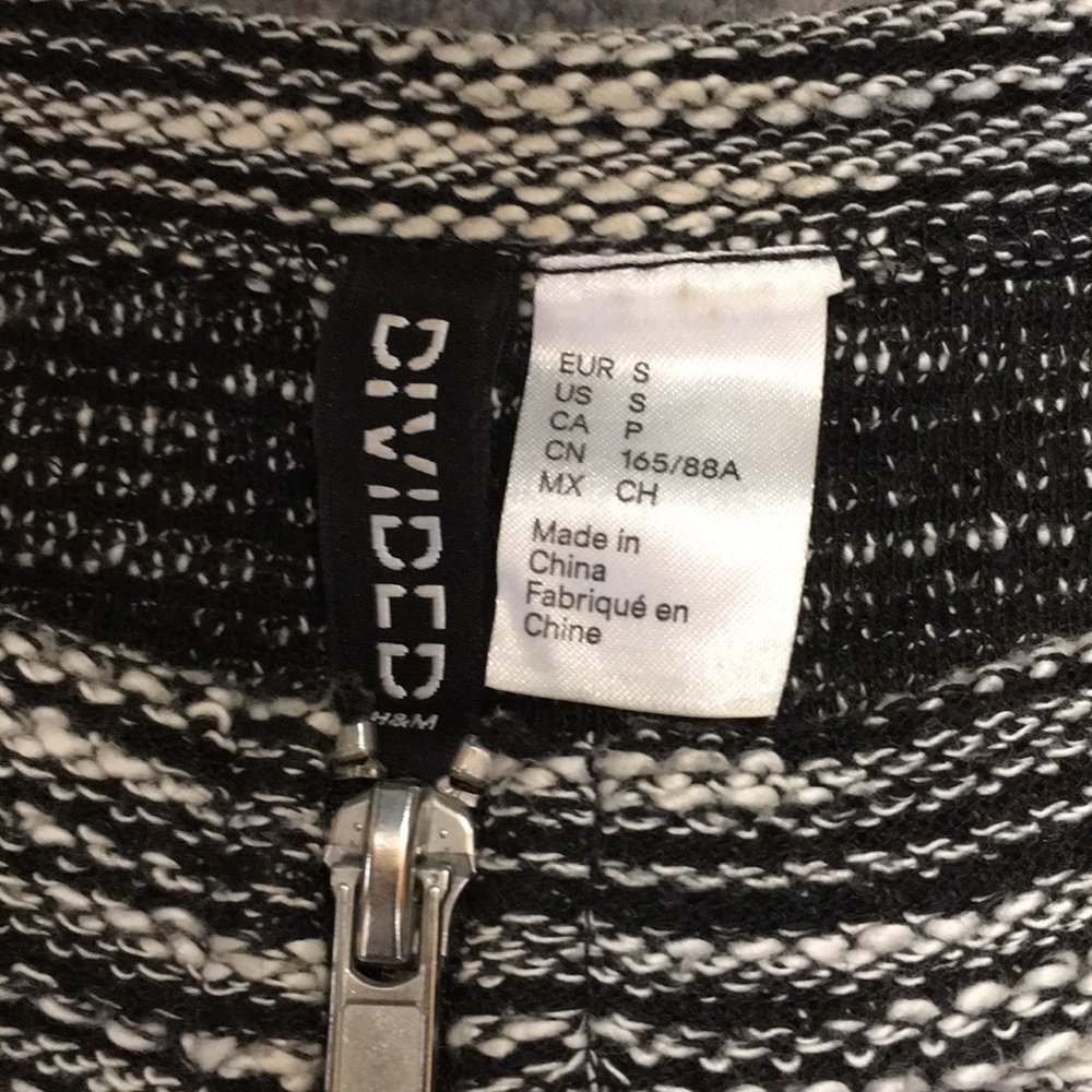 H&M Jacket - Picture 2 of 2